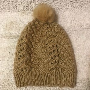 Women’s Pom Pom beanie hat cap winter cable